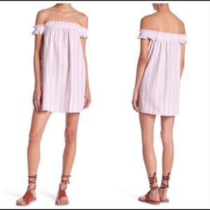 Romeo & Juliet Off the Shoulder Dress size Medium
